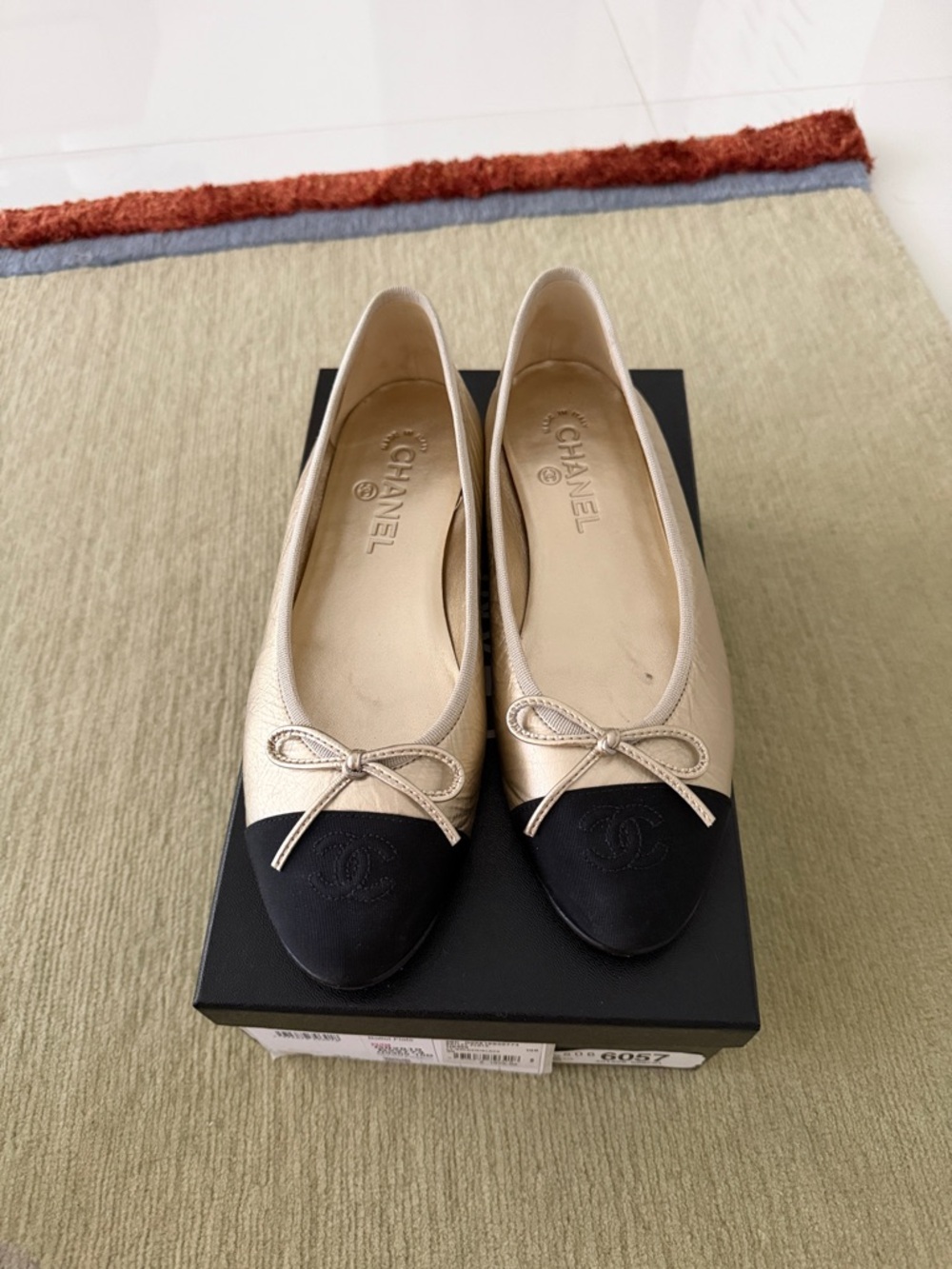 Chanel - Gold Ballerinas - Size 39
